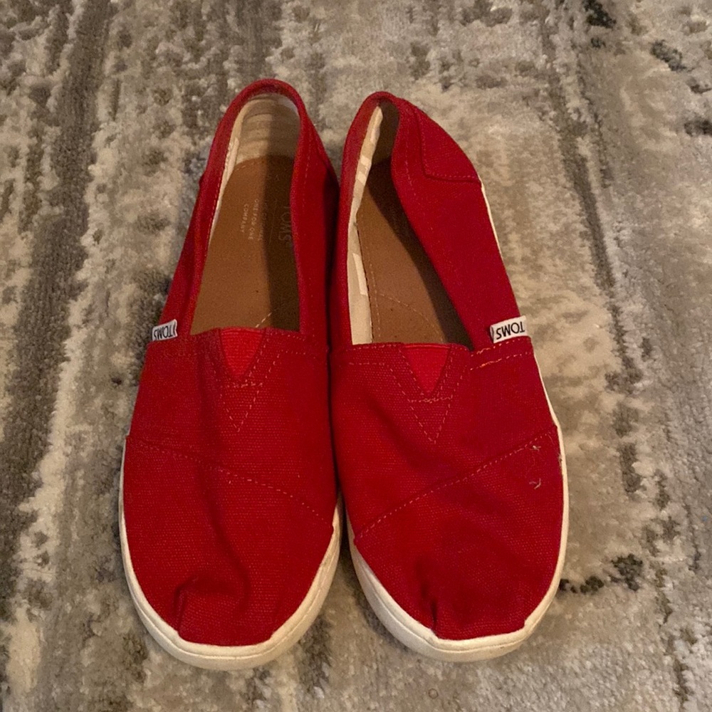 TOMS